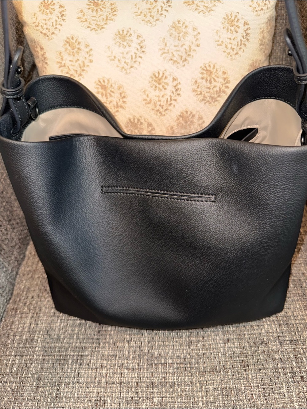 Mina Baie Midi Harlow Diaper Bag – Black - Picture 4 of 6